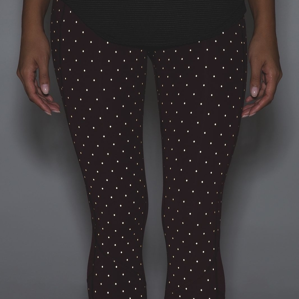 Lululemon Pace Rival Crop Night Fall Bordeaux Drama Gold / Bordeaux Drama
